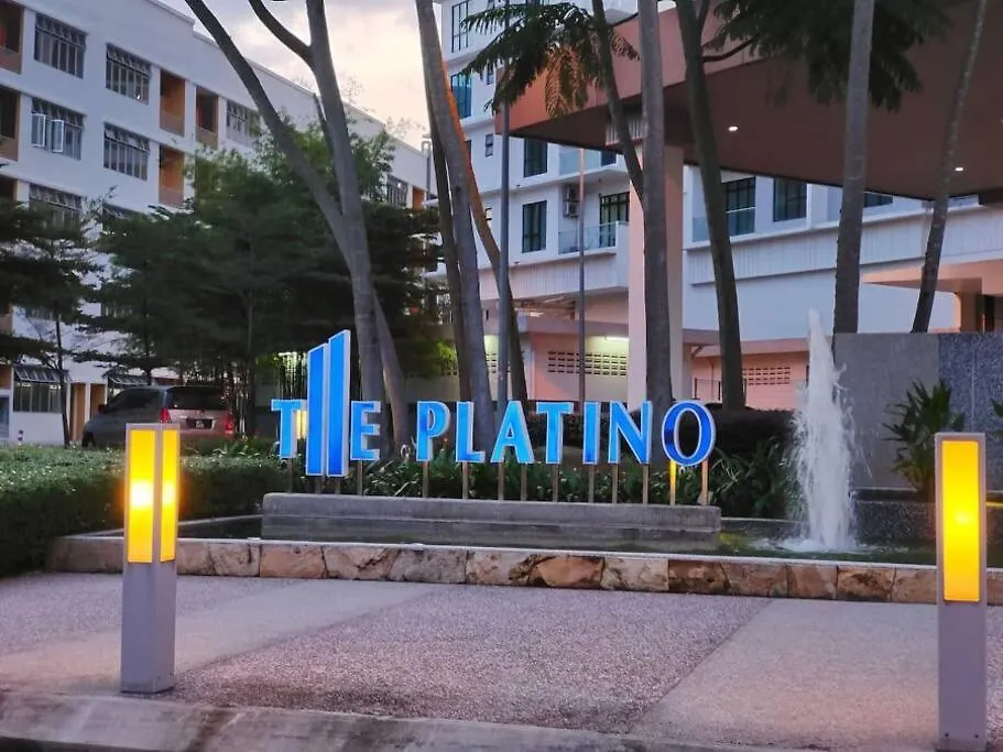 Appartement A2705 Platino Paradigmmall Netflix Poolview Bystay Johor Bahru
