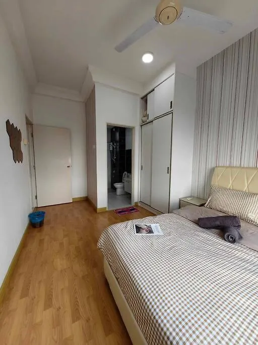 Appartement A2705 Platino Paradigmmall Netflix Poolview Bystay Johor Bahru